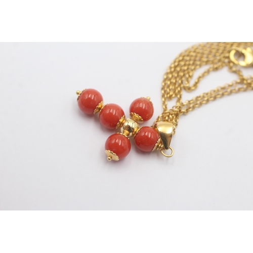 73 - 14ct Gold Coral Cross Pendant Chain Necklace (5.3g)