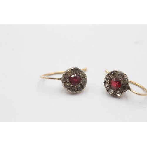 80 - 9ct Rose And White Gold Antique Paste Garnet Topped Doublet Drop Earrings (1.2g)