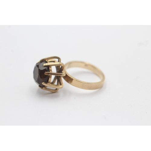 26 - 9ct Gold Round Smoky Quartz High Rise Basket Setting Solitaire Statement Ring (3.9g) Size J