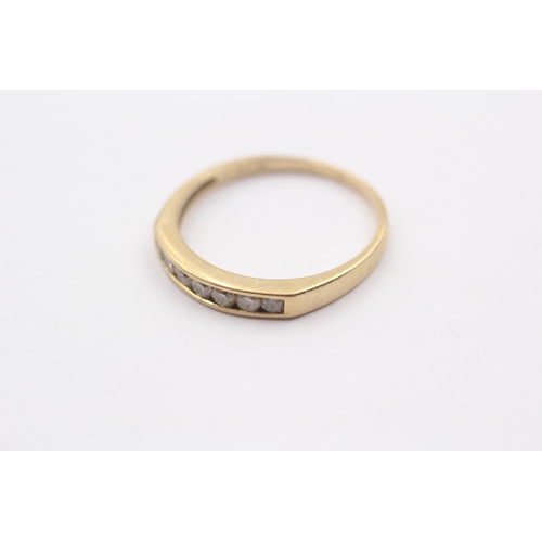 55 - 9ct Gold Diamond Channel Setting Dress Ring (1.9g) Size P