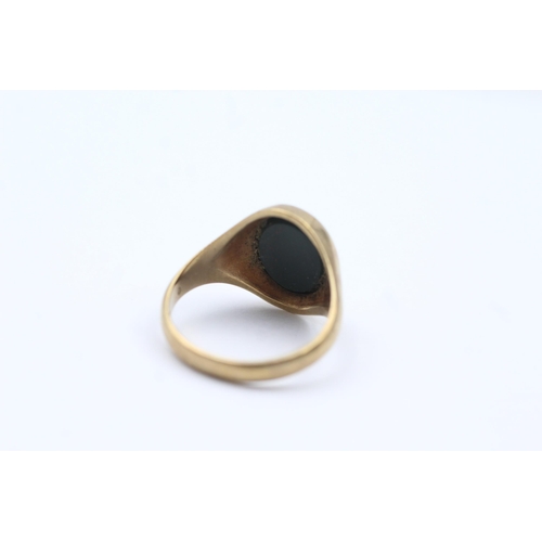 128 - 9ct Gold Bloodstone Signet Ring (4.9g) size  P+1/2