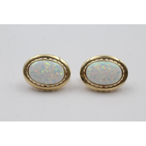 133 - 9ct Gold White Opal Stud Earrings (4.6g)