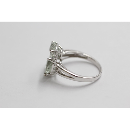 134 - 9ct White Gold Green Gemstone Cluster Ring (3.3g) size  M