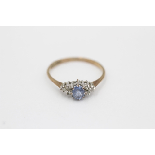 147 - 9ct Gold Diamond & Sapphire Seven Stone Ring (1.6g) size  Q