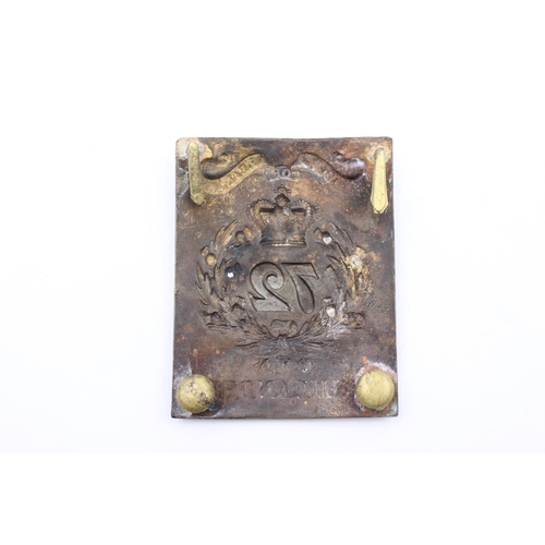 194 - Brass shoulder belt plate with Victorian Crown 72nd Seaforth Highlanders