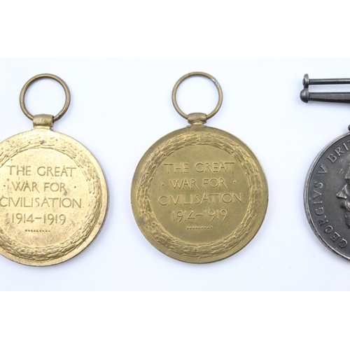 199 - 3x WWI Family medals pair named 203181 Pte W Richardson Manchester Regiment Victory & MZ3821 C Richa... 