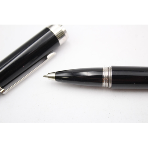 282 - CARTIER Black Lacquer ROLLERFBALL Pen 067917