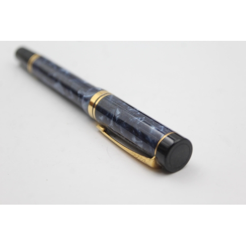 288 - PARKER Sonnet Navy Lacquer FOUNTAIN PEN w/ 18ct Gold Nib WRITING