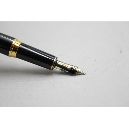 292 - MONTBLANC Noblesse Oblige Black FOUNTAIN PEN w/ 14ct Gold Nib WRITING Cased