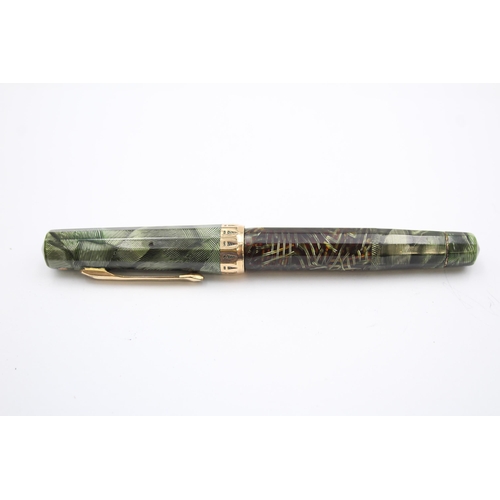 296 - Vintage WAHL EVERSHARP Green Lacquer FOUNTAIN PEN w/ 14ct Gold Nib WRITING