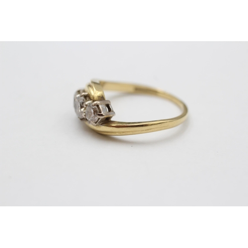 49 - 18ct Gold Round Brilliant Cut Diamond Three Stone Ring (4g) size  M