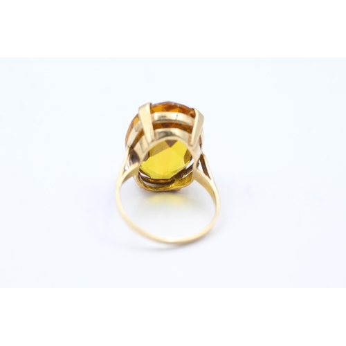 66 - 9ct Gold Yellow Synthetic Sappire Single Stone Cocktail Ring (8.4g) size  Q