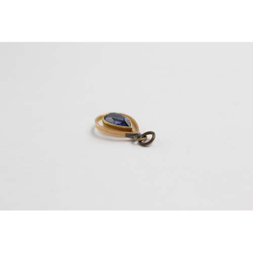 74 - 15ct Gold Antique Synthetic Sapphire Teardrop Pendant - As Seen (1.6g)