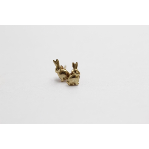 104 - 4 X 9ct Gold Animal Stud Earrings Inc. Elephant, Rabbit, Dolphin & Penguin (1.1g)