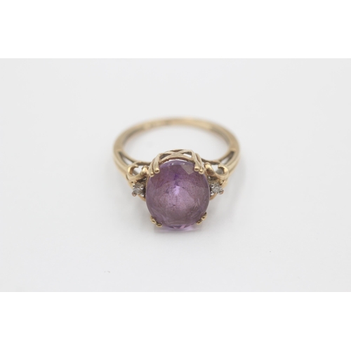 122 - 9ct Gold Amethyst Single Stone Ring With Diamond Sides (3.1g) size O