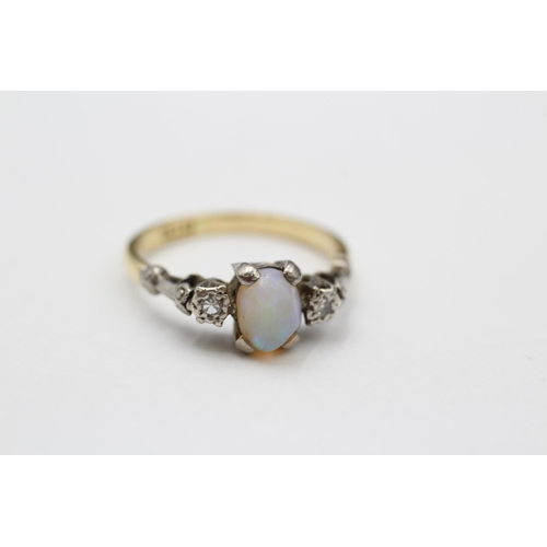 20 - 18ct Gold Diamond & White Opal Three Stone Ring (3g) size O