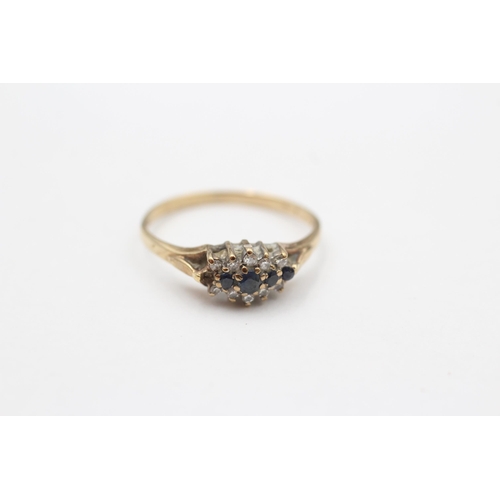 30 - 9ct Gold Diamond & Sapphire Dress Ring (1.2g) size J