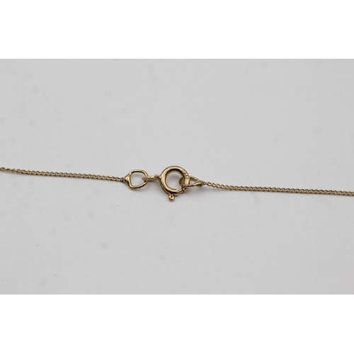 67 - 9ct Gold Diamond Pendant Necklace (0.9g)