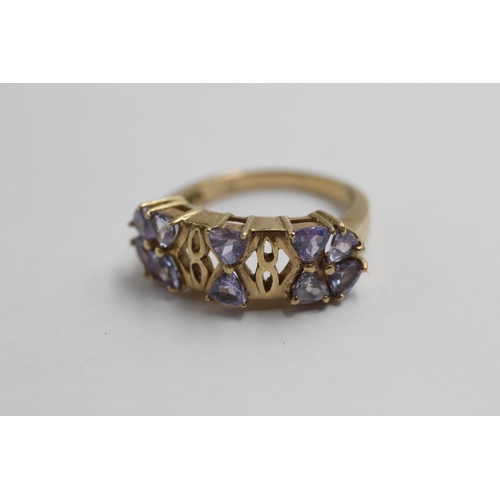 68 - 9ct Gold Tanzanite Dress Ring (4.3g) size O