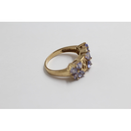 68 - 9ct Gold Tanzanite Dress Ring (4.3g) size O