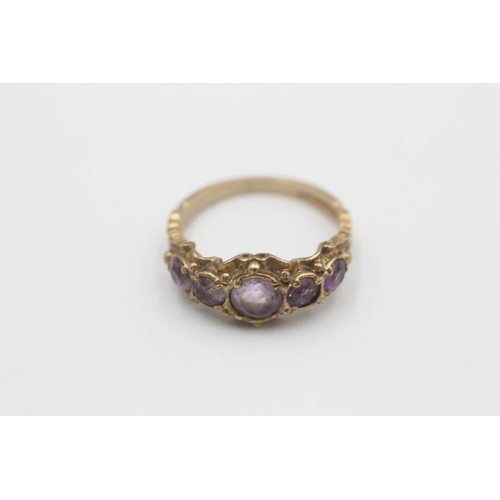 87 - 9ct Gold Amethyst Five Stone Ring (3g) size M