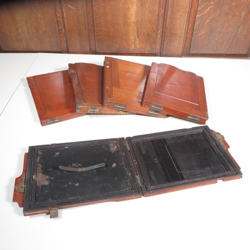 284 - 5x original photographic plates in mahogany 9