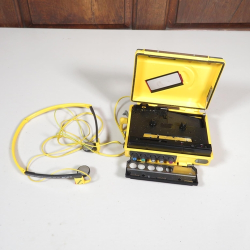 287 - Original Sony Walkman Sports auto reverse with earphones