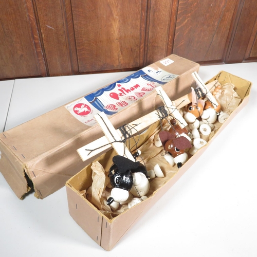 291 - Wuff, Snuff and Tuff Pelham Puppet with original box