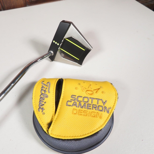 297 - Scotty Cameron putter Phantom X6 in as new condition with cover