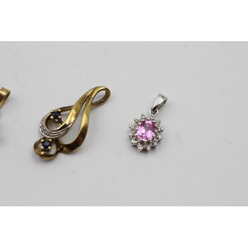 101 - 4 X 9ct Yellow & White Gold Gemstone Pendants Inc. Opal, Sapphire & Diamond (3.5g)