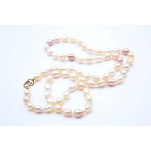 102 - 3 X 9ct Gold Clasped Single Strand Necklaces Inc. Pearl, Rose Quartz & Garnet (51.4g)