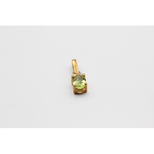 105 - 3 X 9ct Gold Peridot Pendants Inc. Diamond (1.5g)