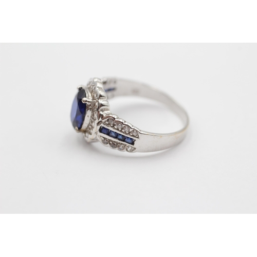 140 - 18ct White Gold Diamond And Sapphire Lace Halo Cluster And Shoulder Set Dress Ring (4.2g) size P1/2