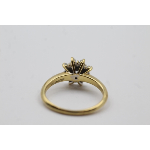 144 - 18ct Gold Diamond Starburst Cluster Ring (4.7g) size R