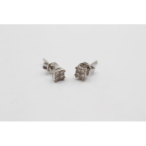 150 - 18ct White Gold Diamond Four Stone Illusion Cluster Fine Stud Earrings (1.3g)