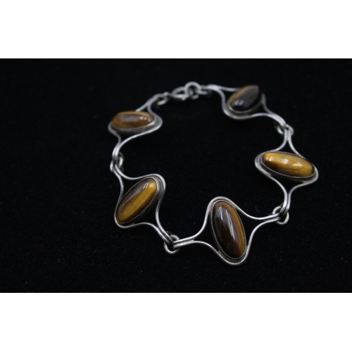 174 - A Modernist Silver Agate Necklace And A Tigerseye Bracelet (39g)