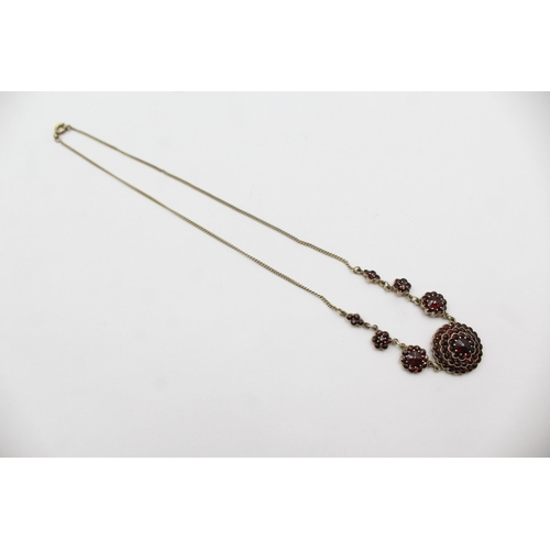 194 - A Silver Bohemian Garnet Necklace (12g)