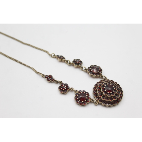 194 - A Silver Bohemian Garnet Necklace (12g)