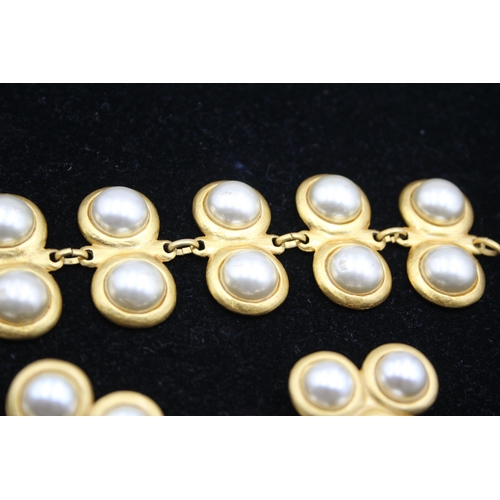 202 - A Vintage 1980s Gold Tone And Faux Pearl Statement Bracelet And Earrings Set (89g)