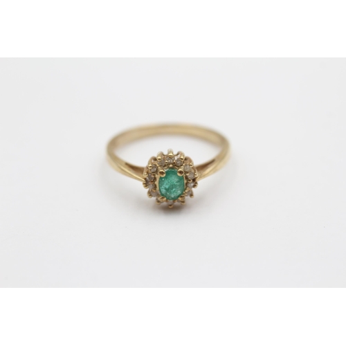 4 - 9ct Gold Emerald & Diamond Cluster Dress Ring (2.1g) size N