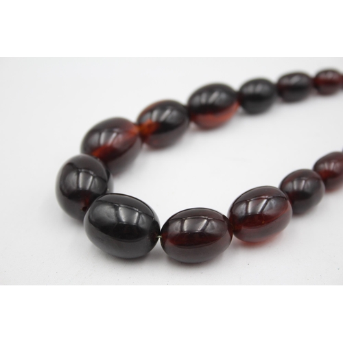 179 - A Single Strand Bakelite Bead Necklace (92g)