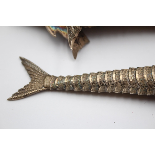 224 - 2 x Antique / Vintage .950 SILVER Articulated Fish Novelty Ornaments (123g)