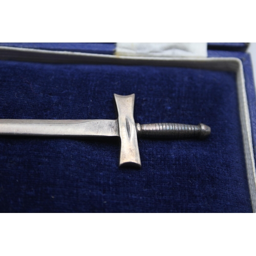 231 - Hallmarked 2000 Millennium STERLING SILVER Novelty Sword Letter Opener (15g)