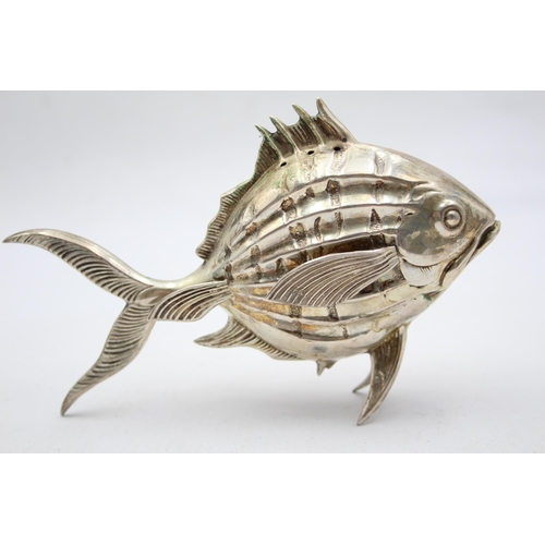 251 - Vintage .800 Continental SILVER Novelty Decorative Fish Ornament (74g)