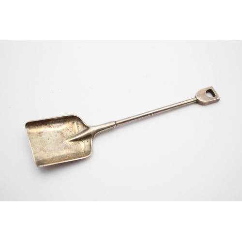 254 - Antique / Vintage .950 SILVER Novelty Shovel / Spade Spoon (20g)