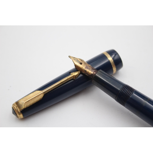 269 - Vintage PARKER Victory Navy FOUNTAIN PEN w/ 14ct Gold Nib WRITING