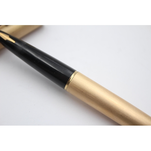 274 - Vintage PARKER 61 Gold Plated FOUNTAIN PEN w/ 14ct Gold Nib WRITING (29g)