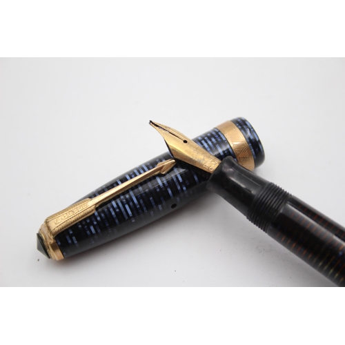 280 - Vintage PARKER Vaccumatic Navy FOUNTAIN PEN w/ 14ct Gold Nib, Gold Plate Band