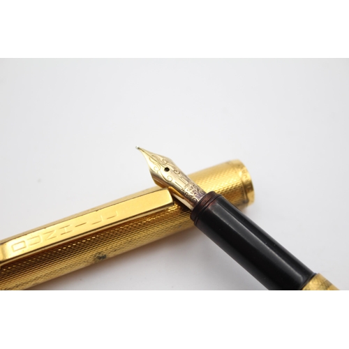 288 - Vintage DUNHILL Gold Plated FOUNTAIN PEN w/ 14ct Gold Nib WRITING (32g)