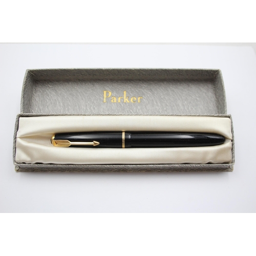 290 - Vintage PARKER Victory Black FOUNTAIN PEN w/ 14ct Gold Nib WRITING